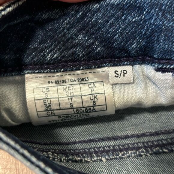 Guess denim ripped skirt - Picture 6 of 6